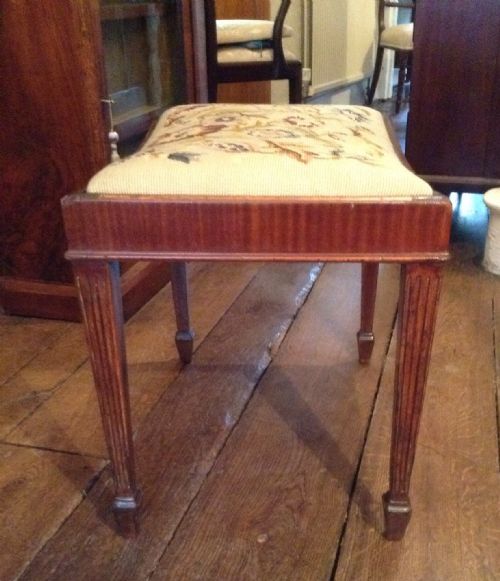 MAHOGANY STOOL - ADDITIONAL PHOTO 2