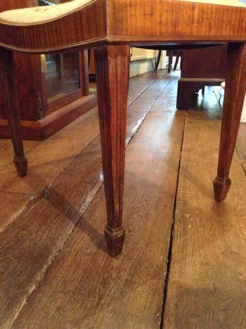 MAHOGANY STOOL - ADDITIONAL PHOTO 4