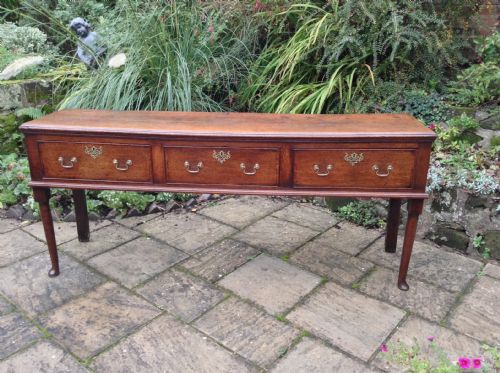 fantastic georgian oak dresser base - CATEGORY: ANTIQUE SIDEBOARDS - DATED 1750
