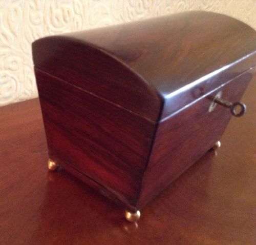 A SWEET LITTLE REGENCY ROSEWOOD TEA CADDY - ADDITIONAL PHOTO 1
