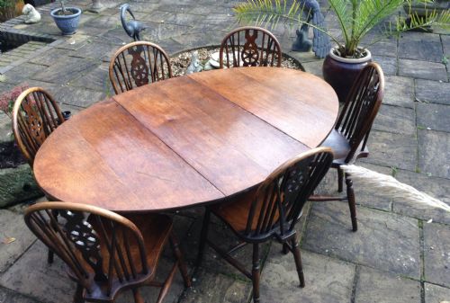 OAK DINING TABLE - ADDITIONAL PHOTO 1