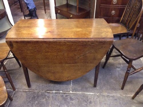 OAK DINING TABLE - ADDITIONAL PHOTO 3