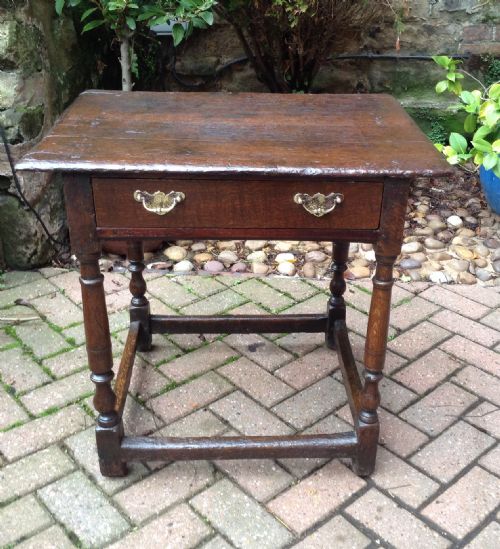 EARLY 18TH CENTURY OAK SIDE TABLE - ADDITIONAL PHOTO 6