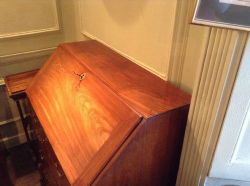 GEORGIAN MAHOGANY BUREAU - ADDITIONAL PHOTO 6