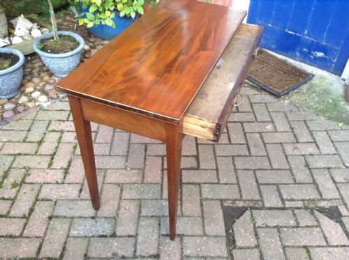 GEORGIAN MAHOGANY SIDE TABLE - ADDITIONAL PHOTO 4