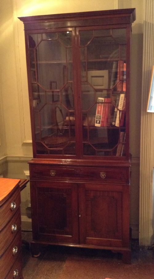 SUPER QUALITY SMALL MAHOGANY BOOKCASE ON CUPBOARD - ADDITIONAL PHOTO 6