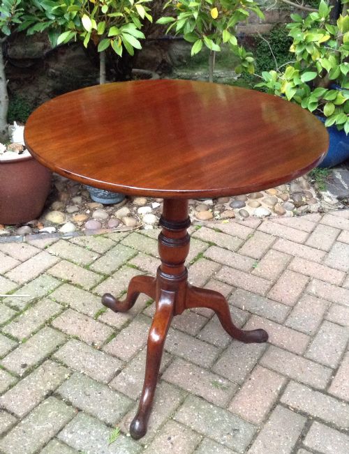 mahogany tilt top tripod table - CATEGORY: ANTIQUE TABLES - DATED 1800