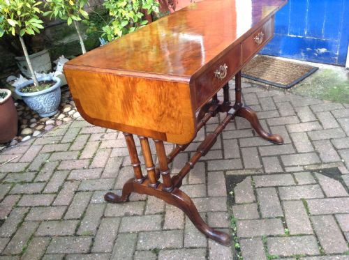 WALNUT SOFA TABLE BY WARING AND GILLOW - ADDITIONAL PHOTO 4