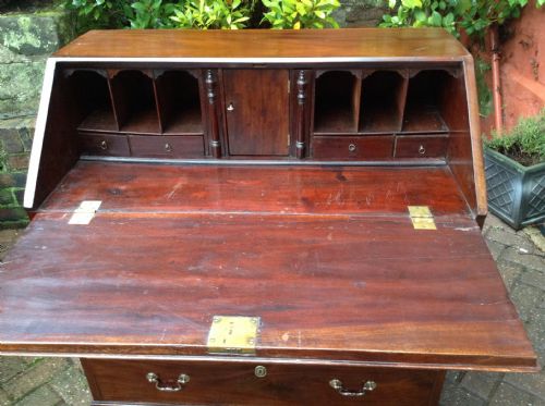 SUPER GEORGIAN MAHOGANY BUREAU - ADDITIONAL PHOTO 2