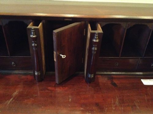 SUPER GEORGIAN MAHOGANY BUREAU - ADDITIONAL PHOTO 4