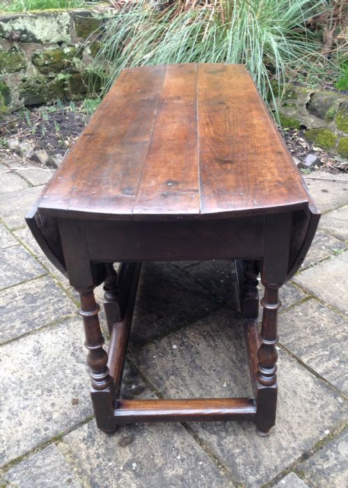LARGE EIGHT SEATER GEORGIAN OAK DINING TABLE - ADDITIONAL PHOTO 6