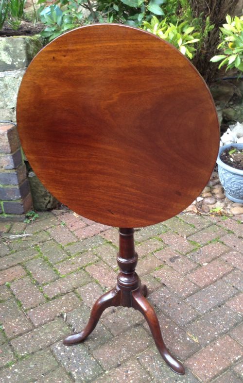 SMALL GEORGIAN MAHOGANY TILT TOP TRIPOD WINE TABLE - ADDITIONAL PHOTO 3