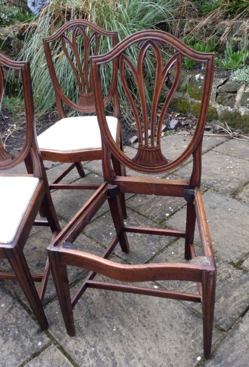 SET OF SIX GEORGIAN HEPPLEWHITE MAHOGANY CHAIRS - ADDITIONAL PHOTO 4