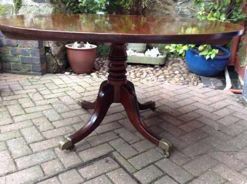SUPER LARGE MAHOGANY PEDESTAL CIRCULAR DINING TABLE - ADDITIONAL PHOTO 1