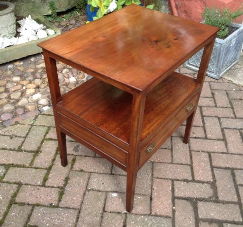 GEORGIAN 2 TIER MAHOGANY TABLE IDEAL FOR A TV - ADDITIONAL PHOTO 3