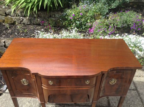 GOOD QUALITY MAHOGANY SIDEBOARD OR SERVING TABLE - ADDITIONAL PHOTO 3