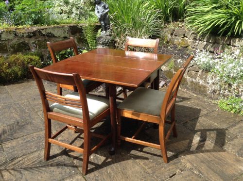 small georgian mahogany dining table - CATEGORY: ANTIQUE TABLES - DATED 1750