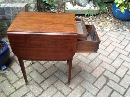 A RARE REGENCY PEMBROKE WORK TABLE - ADDITIONAL PHOTO 3