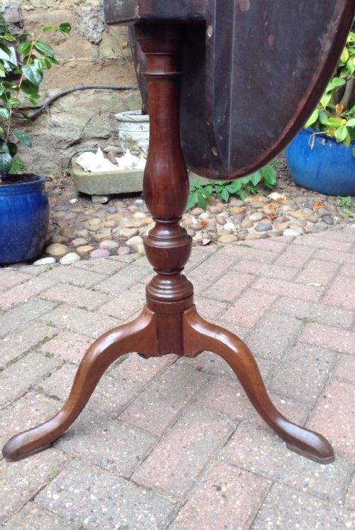 SMALL GEORGIAN TRIPOD TABLE - ADDITIONAL PHOTO 3