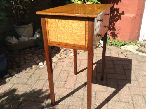 A VERY RARE BIRD'S EYE MAPLE SHERATON PERIOD WORK TABLE - ADDITIONAL PHOTO 4
