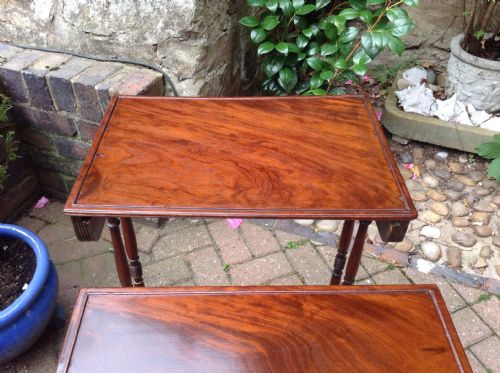 ELEGANT 19TH CENTURY NEST OF TABLES - ADDITIONAL PHOTO 3