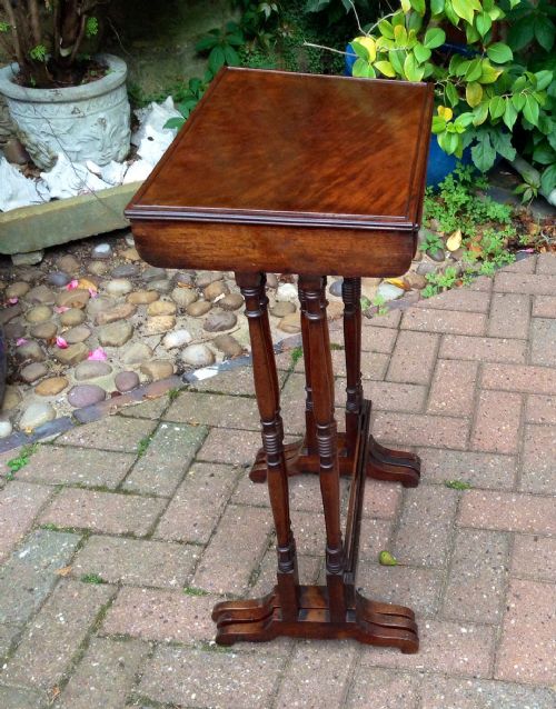 ELEGANT 19TH CENTURY NEST OF TABLES - ADDITIONAL PHOTO 6