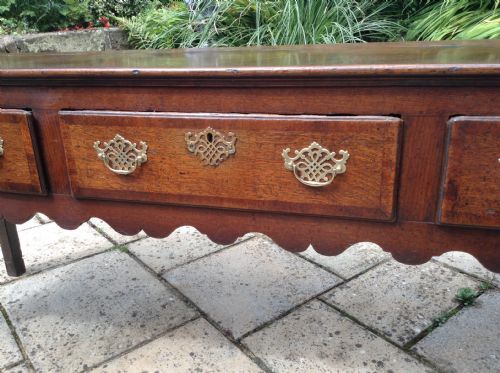 GEORGIAN OAK CABRIOLE LEG DRESSER BASE - ADDITIONAL PHOTO 1