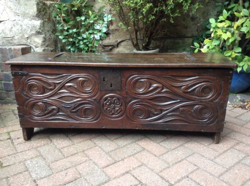 EARLY OAK COFFER - ADDITIONAL PHOTO 1