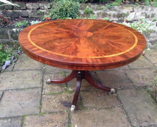 beautiful late georgian pedestal dining table - CATEGORY: ANTIQUE TABLES - DATED 1800