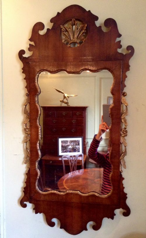 mahogany and parcel gilt fret mirror - CATEGORY: ANTIQUE MIRRORS - DATED VICTORIAN