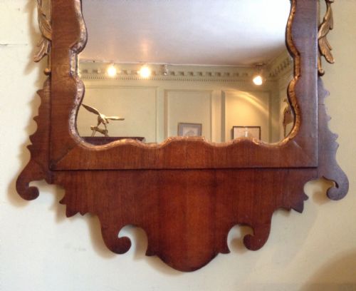 MAHOGANY AND PARCEL GILT FRET MIRROR - ADDITIONAL PHOTO 2