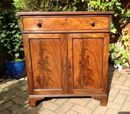 SMALL REGENCY CHIFFONIER - ADDITIONAL PHOTO 1
