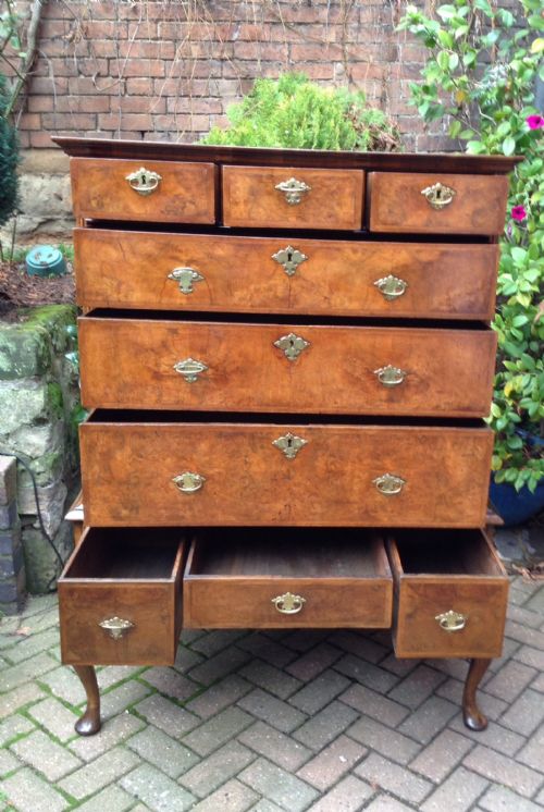 LATE 17TH CENTURY WALNUT CHEST ON STAND - ADDITIONAL PHOTO 3