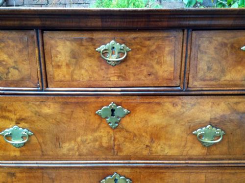 LATE 17TH CENTURY WALNUT CHEST ON STAND - ADDITIONAL PHOTO 5