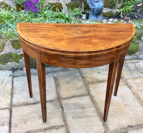 LOVELY GEORGIAN MAHOGANY CARD TABLE - ADDITIONAL PHOTO 1