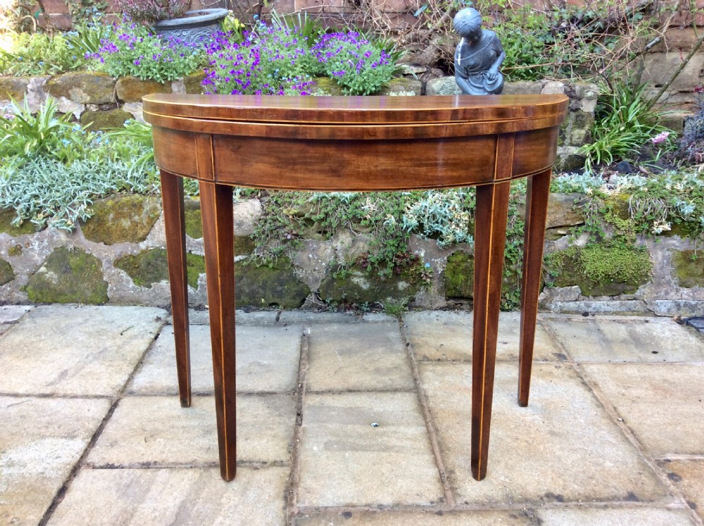 Lovely Georgian mahogany card table View III