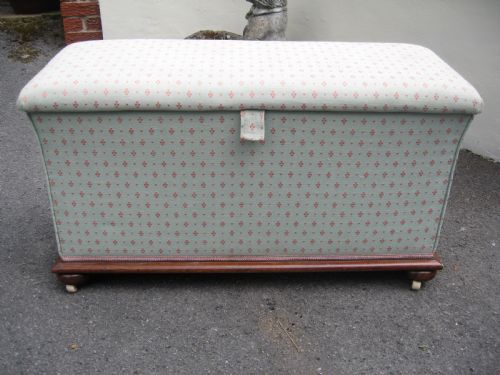 Late Victorian Bedding Box