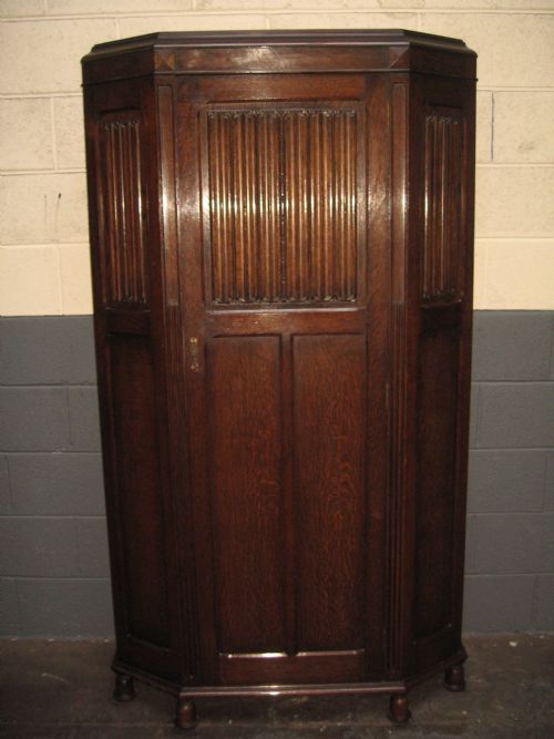 Oak Hall Wardrobe