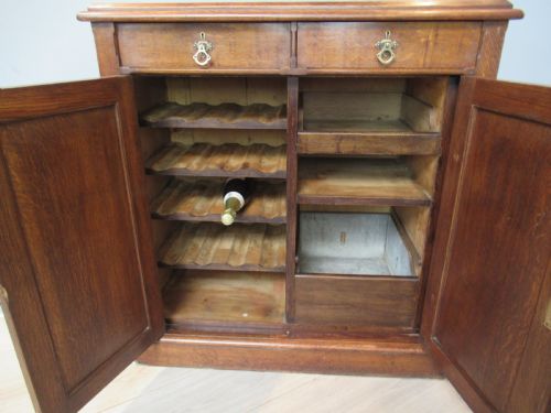 Oak Wine Bottle / Drinks Storage Cupboard