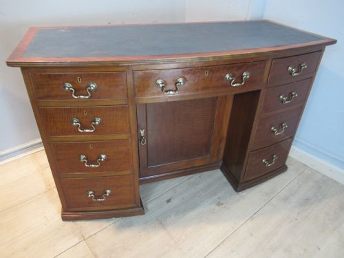 Mahogany Bow Front Desk