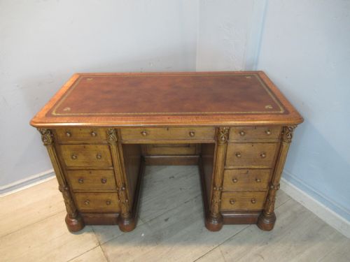 Victorian Period Oak Knee Hole   Desk