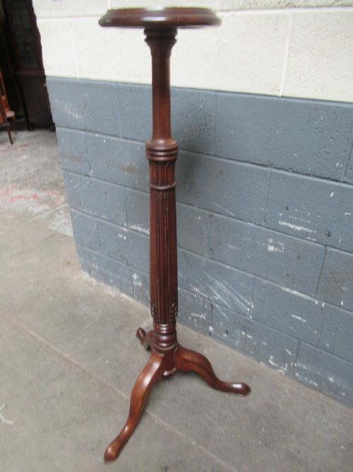Edwardian Mahogany Plant or Figure Stand