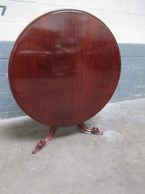 Victorian Mahogany  Tilt Top Dining Table / Centre  Table