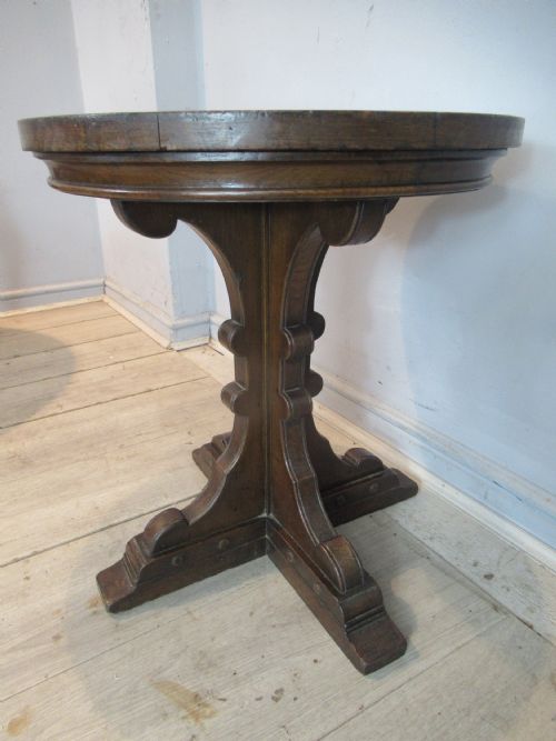 Small  Oak  Side or Lamp Table by Waring and Gillows