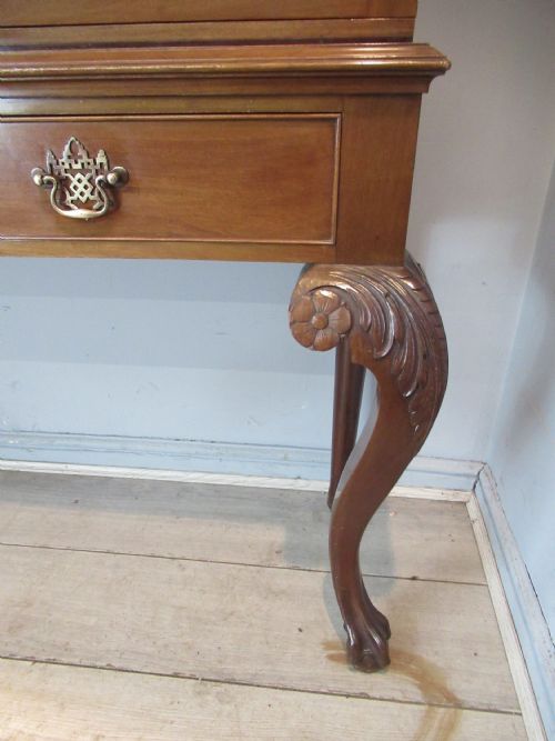 CHIPPENDALE STYLE MAHOGANY BOOKCASE - ADDITIONAL PHOTO 9