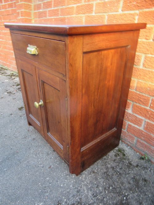 A VERY WELL MADE MAHOGANY INDUSTRIAL CUPBOARD - ADDITIONAL PHOTO 1