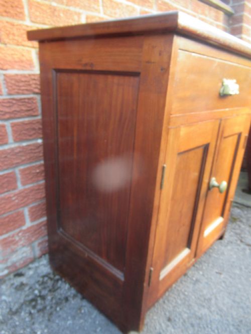 A VERY WELL MADE MAHOGANY INDUSTRIAL CUPBOARD - ADDITIONAL PHOTO 2