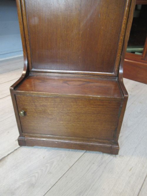 UNUSUAL OAK 1920S MAGAZINE RACK AND FOLDING READING TABLE - ADDITIONAL PHOTO 9