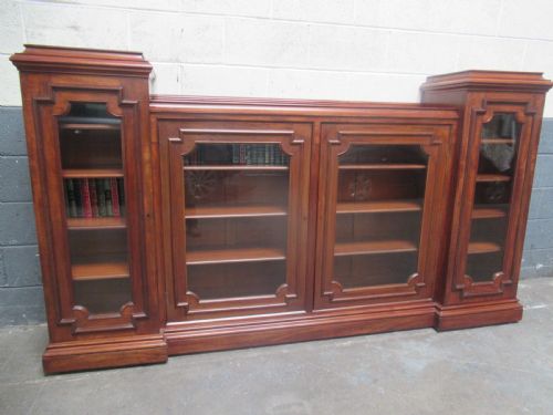 LARGE VICTORIAN PERIOD FOUR DOOR MAHOGANY BOOKCASE