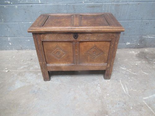SMALL SIZE 18TH CENTURY OAK KIST - ADDITIONAL PHOTO 1